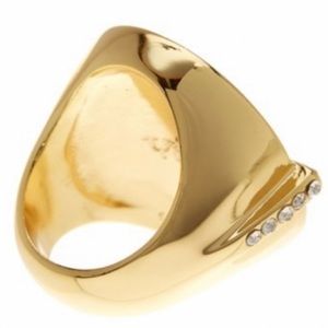 Trina Turk Jewelry - NWT Trina Turk Pave Bar Statement Ring - Sz: 8 Trina Turk Jewelry - NWT Trina Turk Pave Bar Statement Ring - Sz: 8
